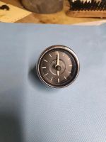 Mercesdes Benz VDO Quartz Uhr /8 W114 W 115 214/3/1 Schleswig-Holstein - Groß Kummerfeld Vorschau