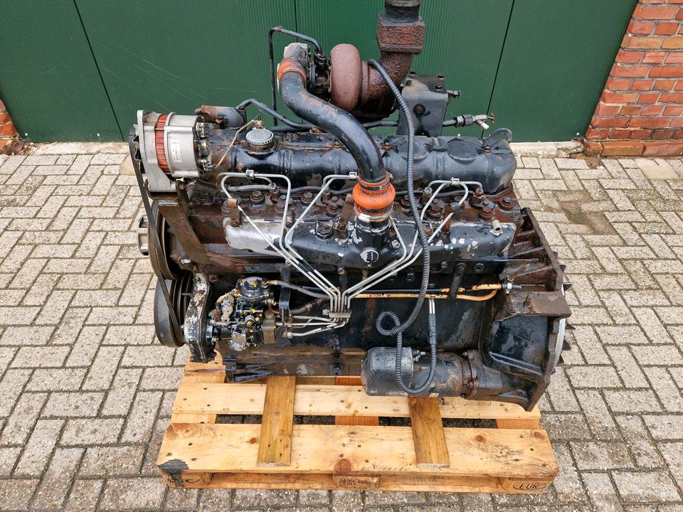 Grille d'aération - capot moteur - McCormick et IHC - 1255, 1255XL, 1455,  1455XL