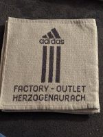 Handtücher Adidas, 30x32, Neue mit Etikett, Preis pro 10 Stücke. Niedersachsen - Seelze Vorschau