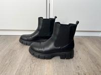 Boots/Stiefel Catwalk, Größe 38, schwarz Sachsen-Anhalt - Halle Vorschau