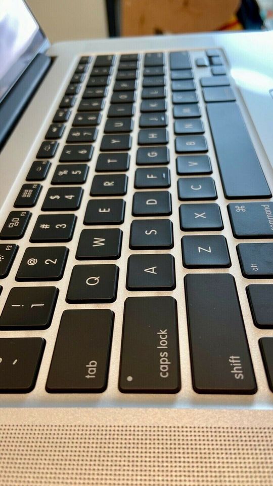 Apple MacBook Pro 2013 Late - SSD, Retina Display, Neuer Akku in Metzingen