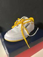 NEU Reebok Club C 85 T Schuhe Sneaker weiß gelb Turnschuh 40,5 Sachsen - Chemnitz Vorschau