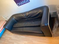 2 x Sofa Couch Zweisitzer schwarz Chrom Design Nordrhein-Westfalen - Dinslaken Vorschau