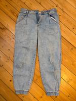 Light blue high waisted jogger style jeans Niedersachsen - Göttingen Vorschau