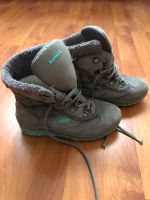 Lowa Winterschuhe wandern Trekking GoreTex Gr 31 Leipzig - Burghausen-Rückmarsdorf Vorschau