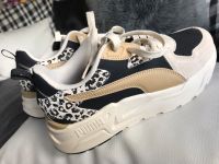 Puma ❤️ Sneaker Schuhe Gr. 37,5 sehr guter Zustand Rheinland-Pfalz - Trechtingshausen Vorschau