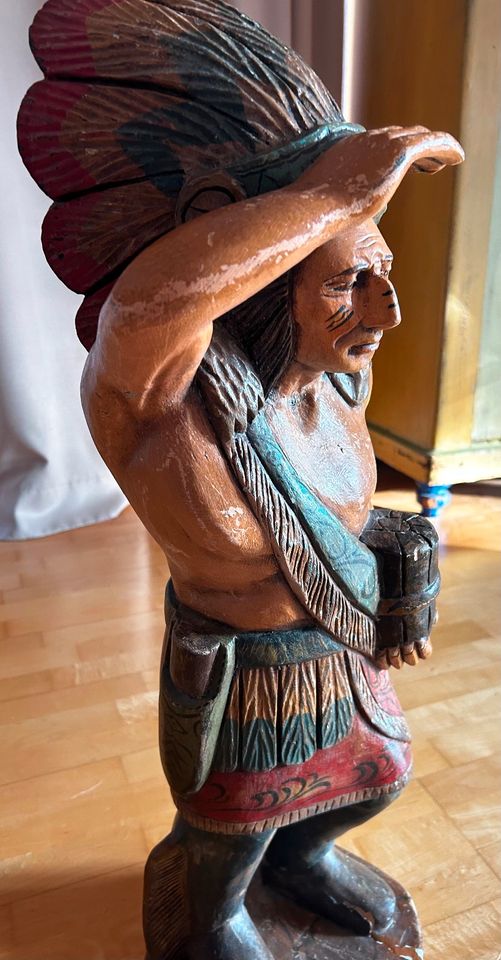 Dekofigur / Skultptur Nordamerikanischer Ureinwohner in Planegg