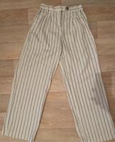 Beige Hose Bershka XS – Weit & Stylisch – 15 € VB Bayern - Niederwerrn Vorschau