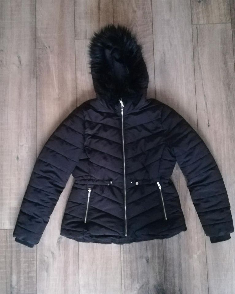 Winterjacke H&M Mädchen Größe 170 schwarz in Jork