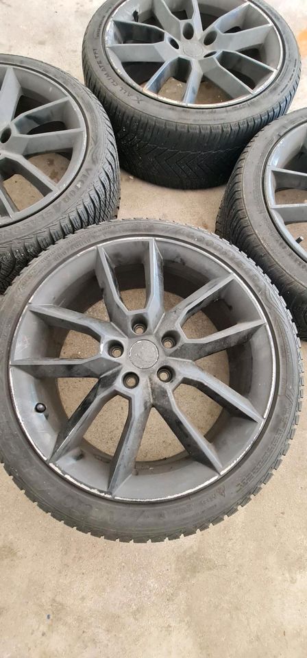 Velgen GEMINI Skoda Octavia 3RS, 5x112/18"/57,1/ET51 in Nettetal