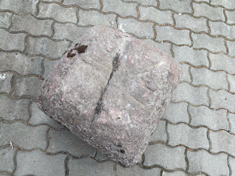 Barock Weinkeller Entlüftung aus Naturstein ca. 300 Jahre alt in Neuenkirchen