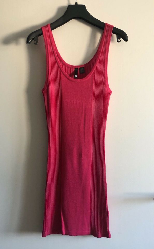 H&M Divided Minikleid - Gr. XS 34 - pink Strickkleid Bodycon in Rödermark