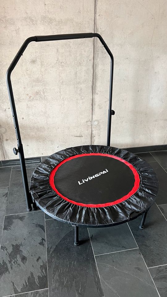 Faltbares Fitness Trampolin 102cm mit Haltegriff in Hannover