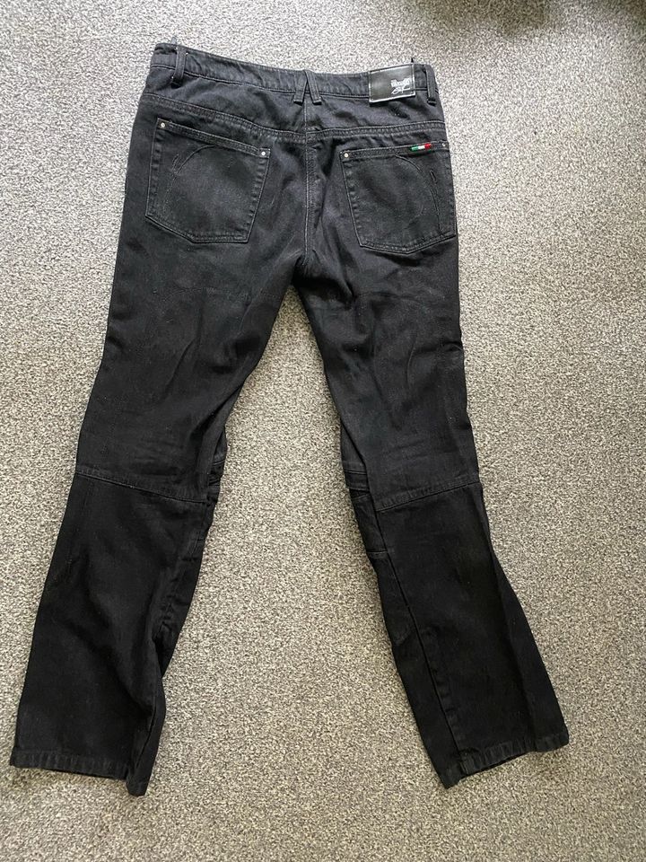 Vanucci Motorradhose Damen Jeans Gr.44 inkl. Knieprotektoren in Peine