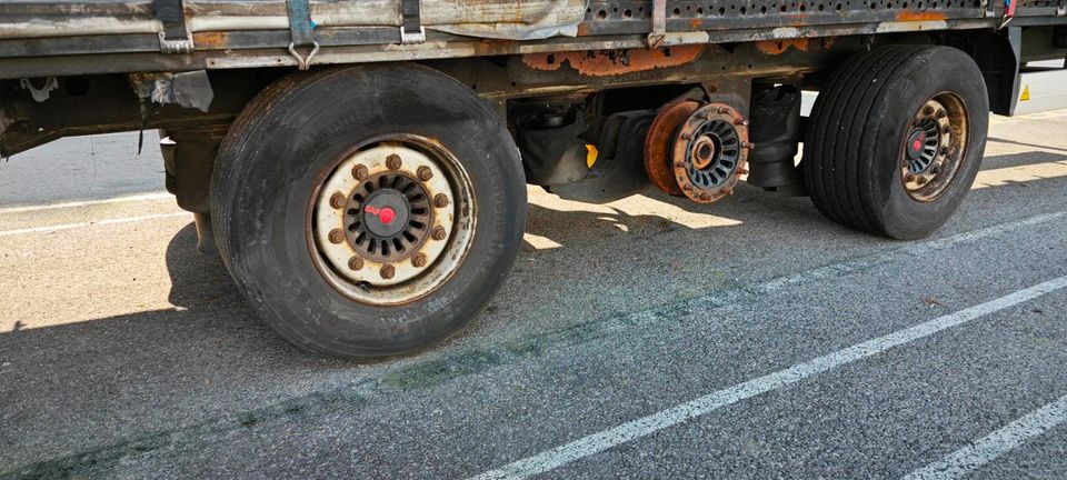 Krone*MEGA*UNFALL*2018*SAF*LIFTACHSE*XL ZERTIFKAT* in Karlsdorf-Neuthard