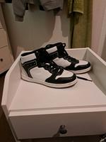 Sneaker Schwarz weiß Schleswig-Holstein - Todenbüttel Vorschau
