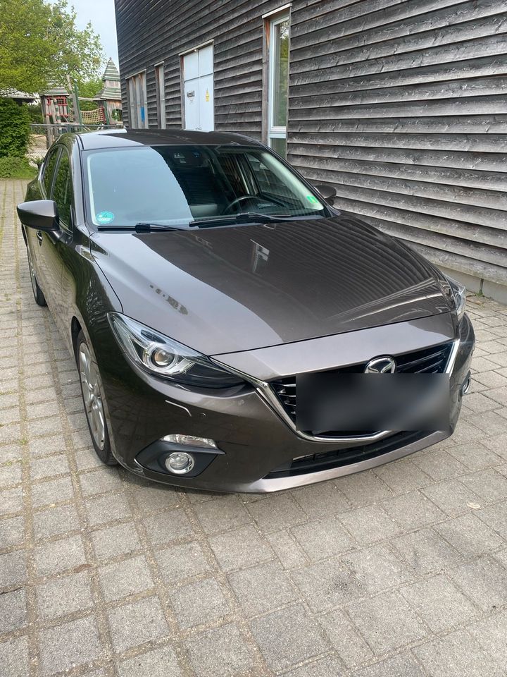 Mazda 3 Skyactiv-D Automatik 150PS+Winterreifen in München