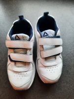 Hallenschuhe Turnschuhe Fußballschuhe Reebok  Gr. 30 Bayern - Balzhausen Vorschau