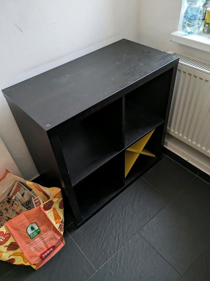 2x IKEA Kallax 2x2 schwarz inkl Einleger in Heidesee