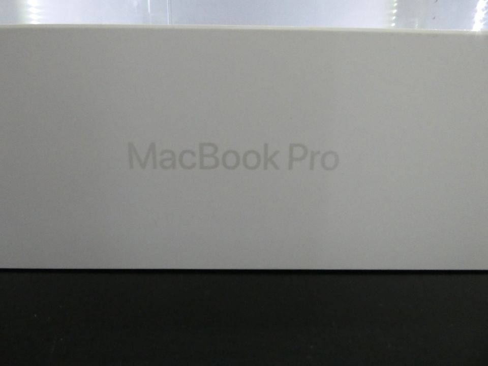 ⚡️Apple MacBook Pro 14" M3 Pro 18/512 GB Silver NEU ⚡2099€⚡️ in Berlin