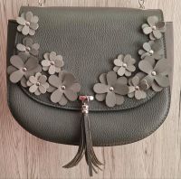 Handtasche mit Blumen von Primark Nordrhein-Westfalen - Paderborn Vorschau