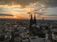 Immobilien Fotograf Luftaufnahme atemberaubende Drohne Video Foto Köln - Lindenthal Vorschau