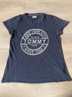 Tommy Hilfiger Tshirt Gr.M blau Niedersachsen - Wittingen Vorschau