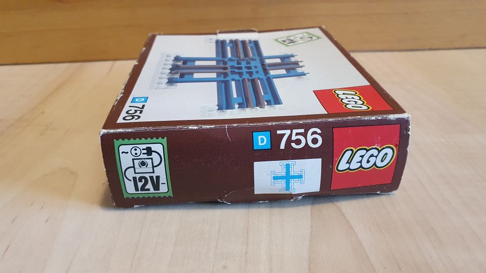 Lego Eisenbahn - 756 - 12V - 2 Kreuzungen mit Schachtel in München