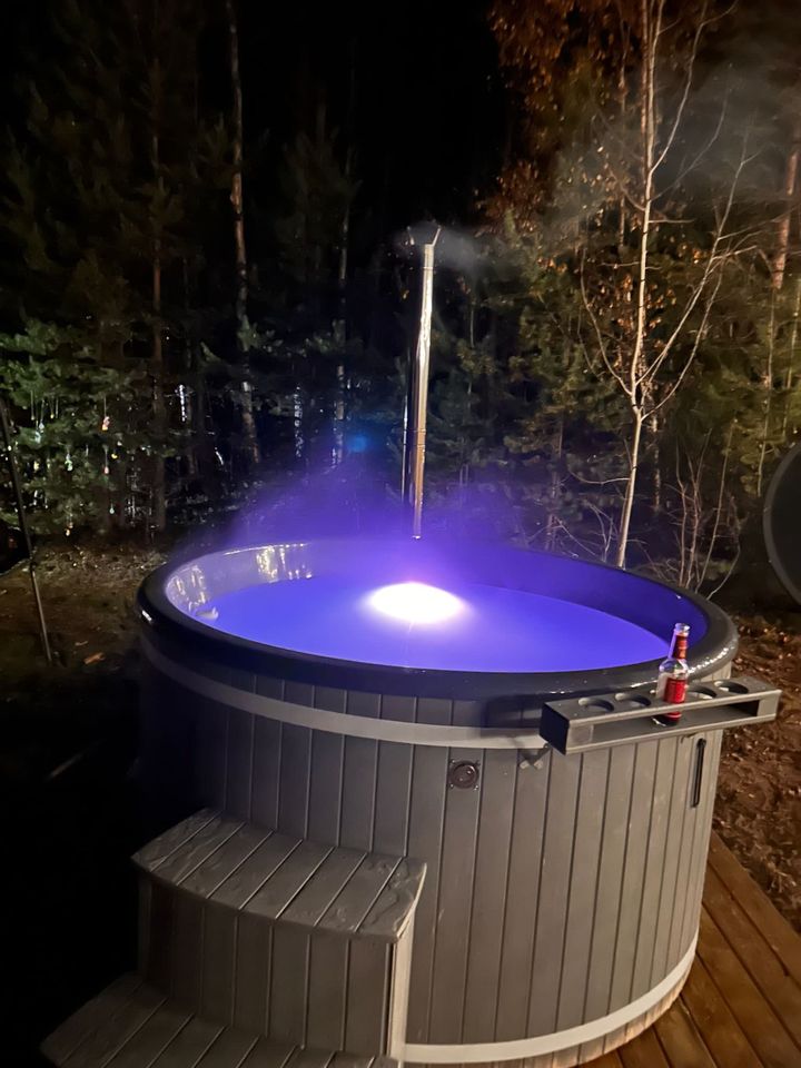 HOTTUB BADEFASS BADZUBER Wellness für den Garten in Papenburg