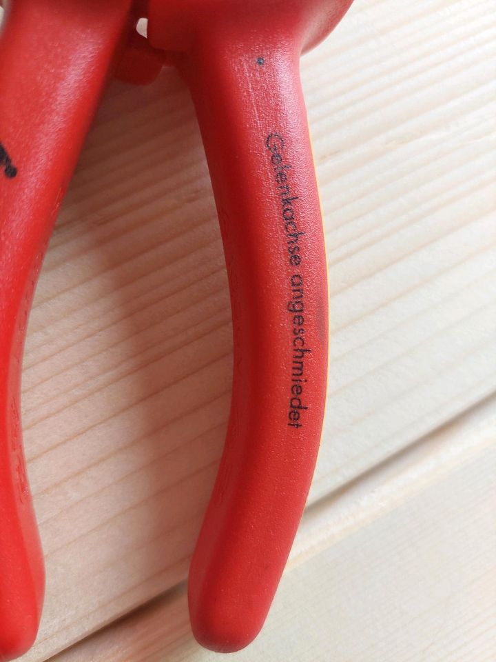 Knipex Zange, Kraftseitenschneider, Seitenschneider in Erlensee