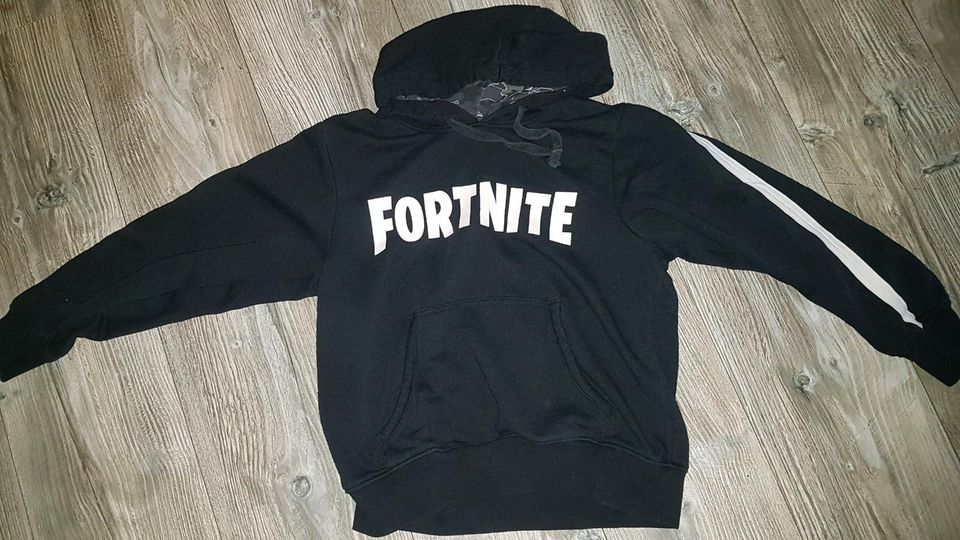 Fortnite Hoodie Jungen KapuzenPullover gr  128 in Flensburg