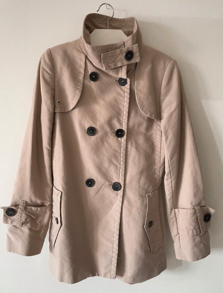 Trenchcoat Jacke Cabanjacke Zara Gr. 38 super Details in Berlin