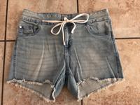 Neue Shorts kurze Hose Jeansshorts hellblau esmara Gr.38 M Bayern - Vohburg an der Donau Vorschau