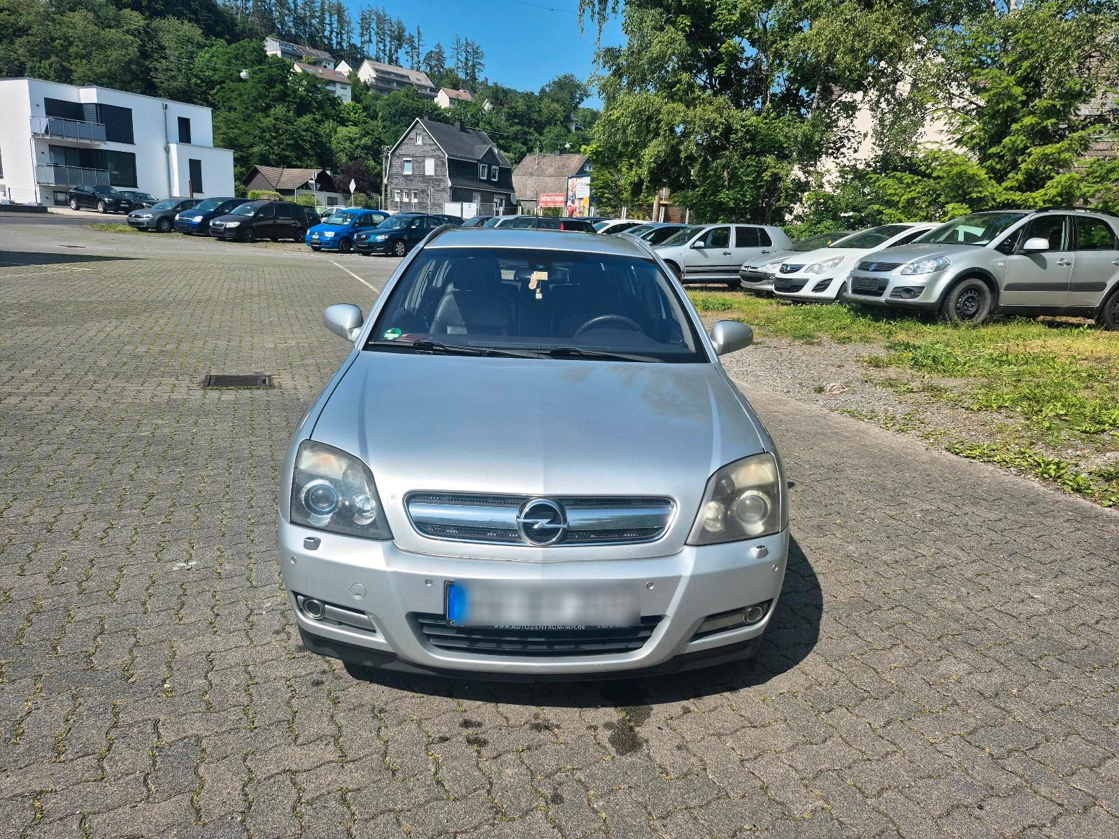 Abbildung des Autos opel signum 2.2 direkt