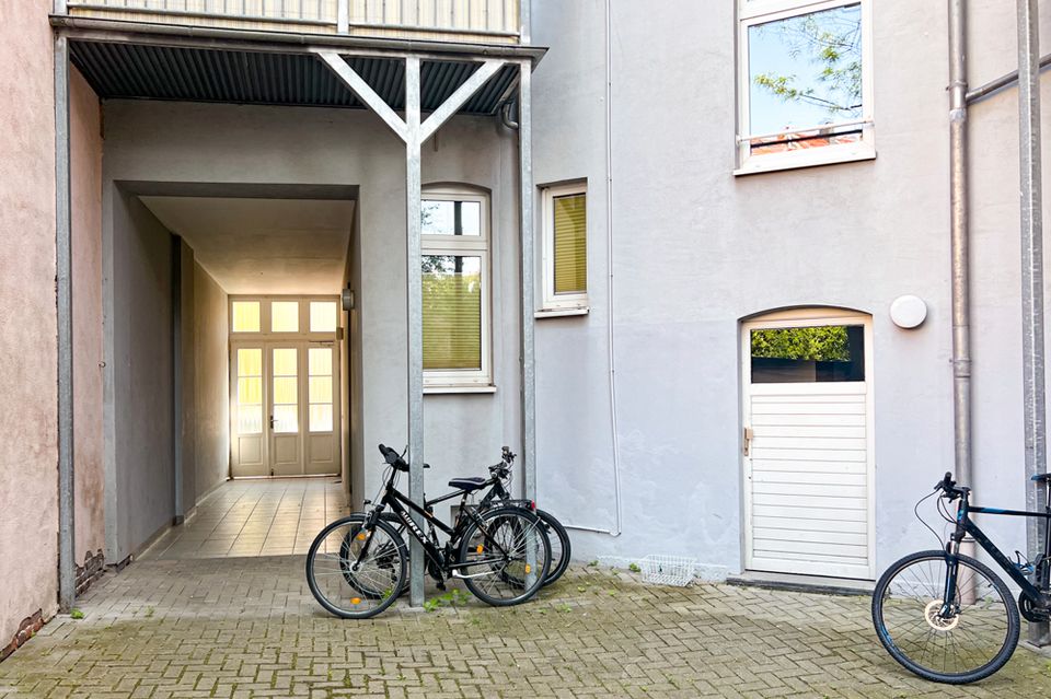 Langjährig vermietete Eigentumswohnung in Innenstadtnähe mit Balkon in Erfurt