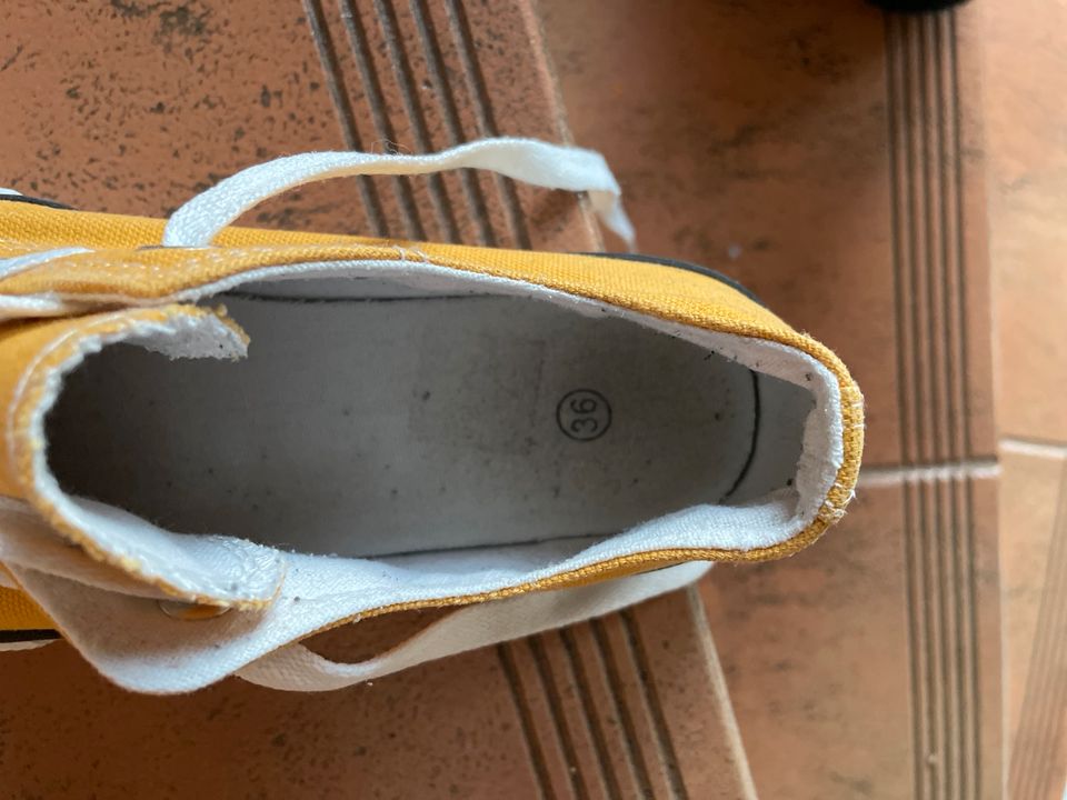 Schuhe Kinderschuhe Sneaker 1x getragen in Asendorf (bei Bruchhausen-Vilsen)