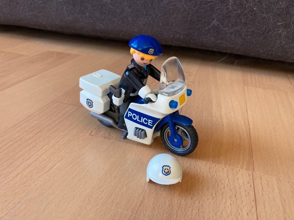 Playmobil Polizeimotorrad 3986 in Niedersachsen - Lingen (Ems) | Playmobil  günstig kaufen, gebraucht oder neu | eBay Kleinanzeigen ist jetzt  Kleinanzeigen