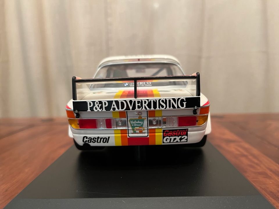 BMW 3.0 CSL Nürburgring 1976 #4 JUMA Minichamps 1:18 in OVP in Kirchen (Sieg)