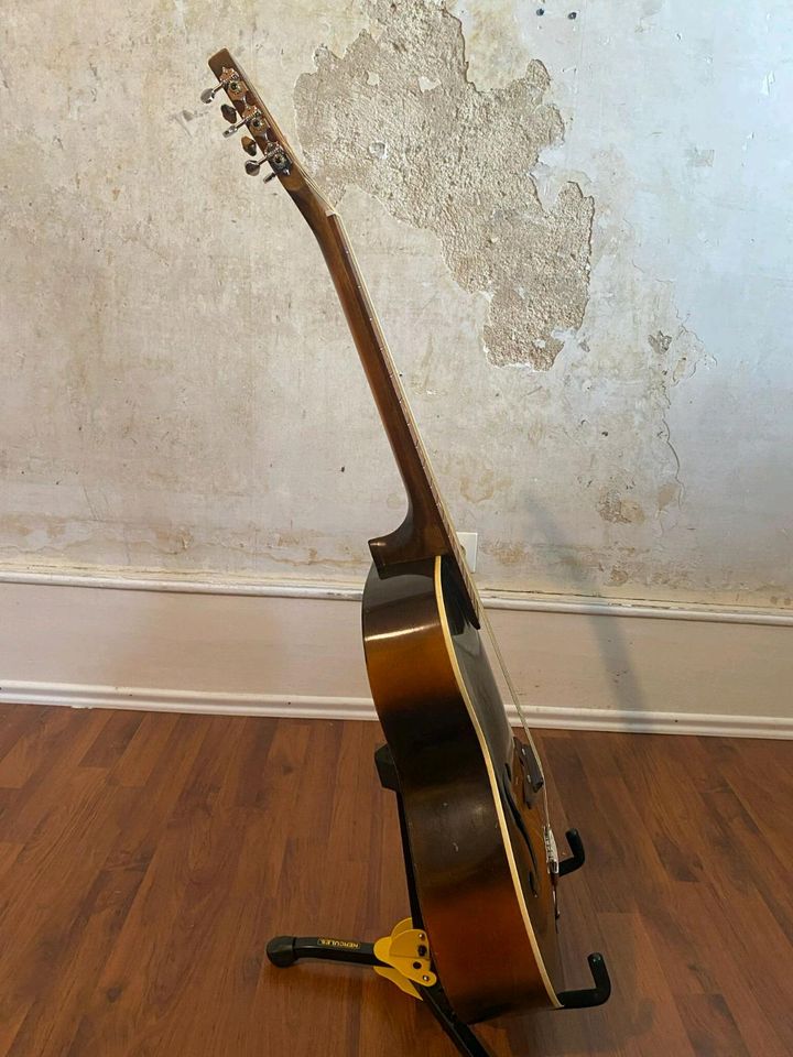 Vintage 1930s Regal Stewart Harmony Ward Archtop Gitarre in Freiburg im Breisgau