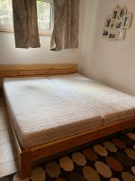 Bett aus Holz 204x184cm komplett Niedersachsen - Laatzen Vorschau