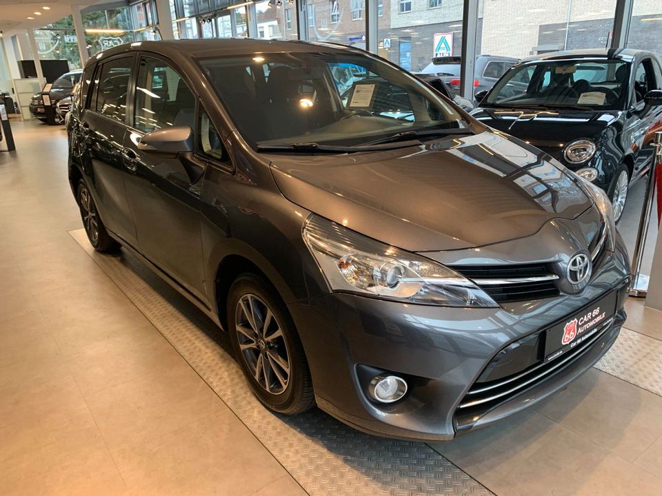 Toyota Verso Comfort / 1. HAND in Hamburg