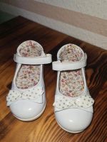 * elegante kleine Mädchen Schuhe für Hochzeit, Taufe, ... * Brandenburg - Rathenow Vorschau