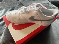 Nike Sneaker Damen Gr. 42 Neu! Ungetragen! Nordrhein-Westfalen - Recke Vorschau