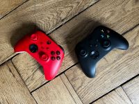 2x Xbox Wireless Controller (Carbon Black & Pulse Red) Hamburg-Mitte - Hamburg St. Georg Vorschau