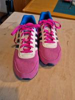 Adidas Sneaker Gr. 40,5 Turnschuhe Berlin - Schöneberg Vorschau