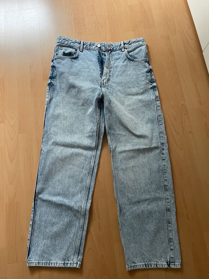 Bershka Baggy Jeans Grösse 46 in Dautphetal