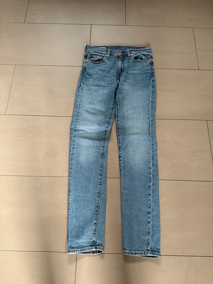 Levi‘s Jeans Modell 510 W 28 L32 in Hamburg