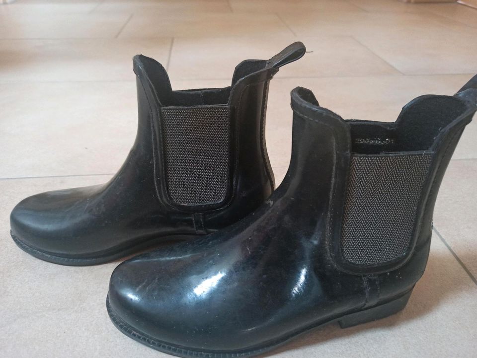 Gummistiefel Halbschuhe Gr. 37 in Chemnitz