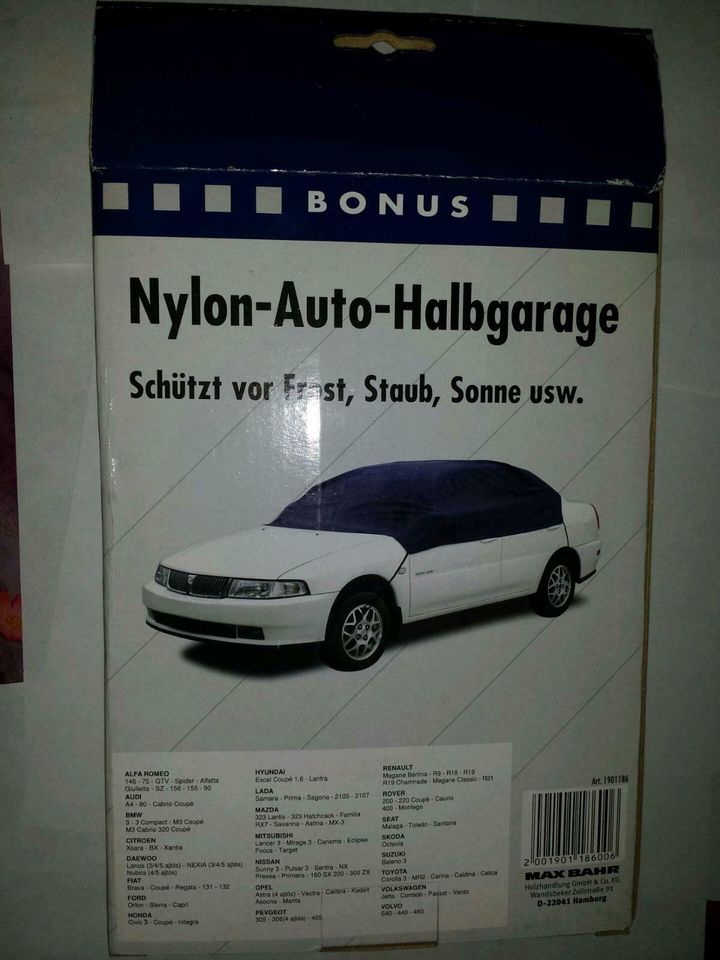 Auto  Nylon Halbgarage in Illertissen