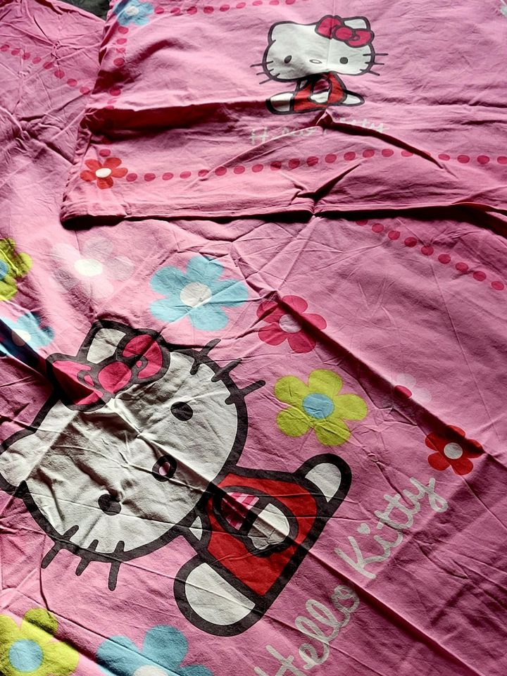 Süße Kinderbettwäsche * Hello Kitty * ROSA * + 3 Spannbettlaken in Köln